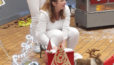 Photo d'une comédienne en représentation du spectacle