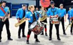 Photo des artistes de la Fanfare Saugrenue