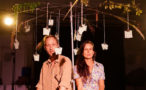 Photo de la pièce de théâtre avec deux comédiens